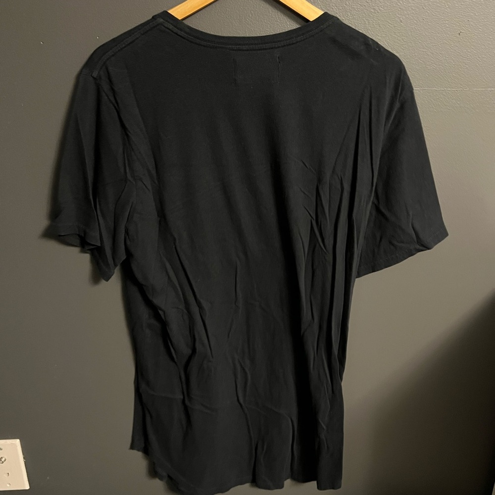 Pacsun elongated T shirt - Picture 3 of 3